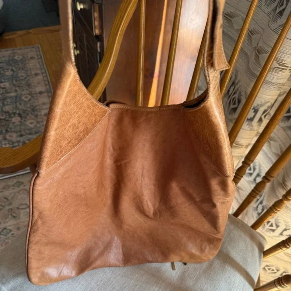 BALENCIAGA S02 Caramel Flat Brass Hobo Moto Bag, Chevre Leather - Rare & HTF - Picture 14 of 16